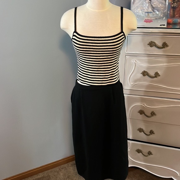 St John Knit Three piece set - Picture 5 of 10